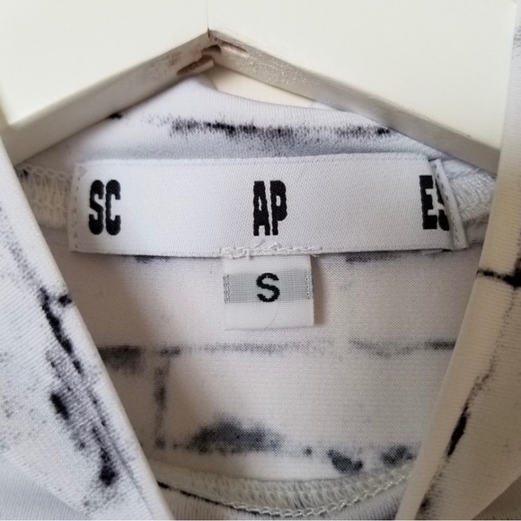 Scapes NY long sleeve top - Picture 3 of 5